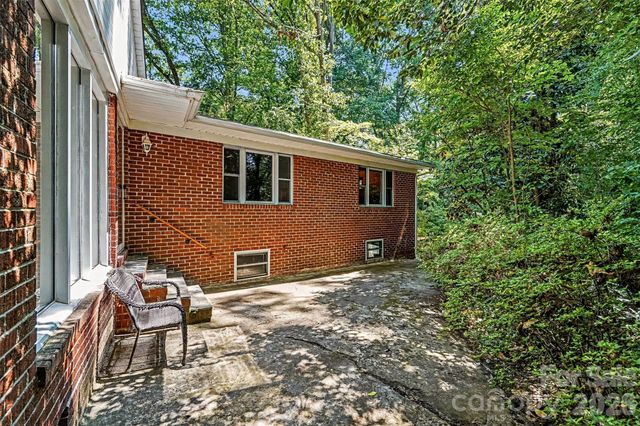 812 Saint Michaels Lane, Gastonia, NC 28052