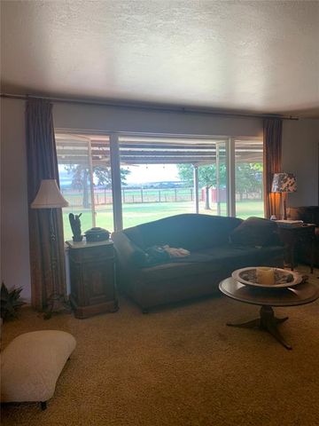 10071 State Highway 9 Highway, Fort Cobb, OK 73038