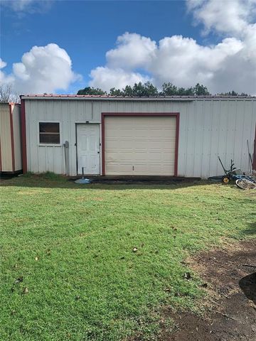 10071 State Highway 9 Highway, Fort Cobb, OK 73038