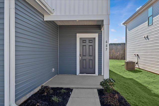 687 Cozy Bluff Road, Spartanburg, SC 29301