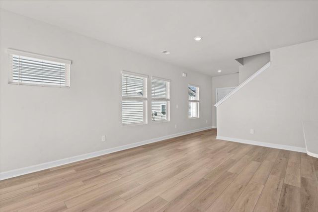 687 Cozy Bluff Road, Spartanburg, SC 29301