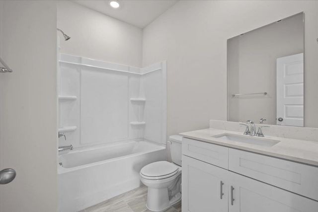 687 Cozy Bluff Road, Spartanburg, SC 29301