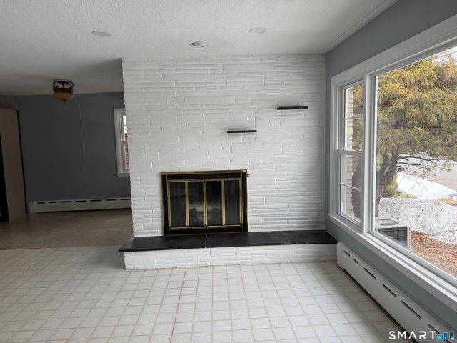 8 Reichelt Terrace, Ansonia, CT 06401