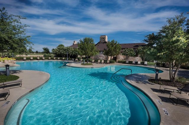 9400 Orangewood Trail, Denton, TX 76207