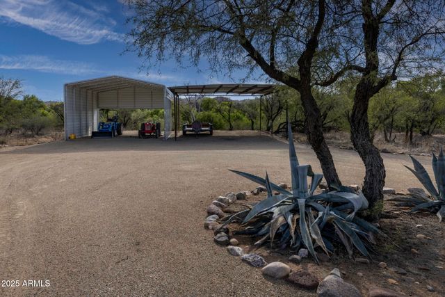 50602 N US Hwy 60 Avenue, Wickenburg, AZ 85390
