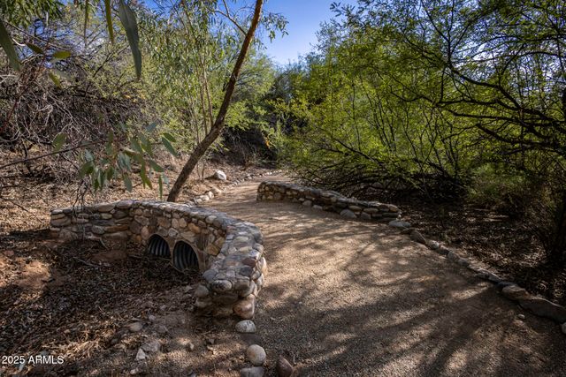 50602 N US Hwy 60 Avenue, Wickenburg, AZ 85390