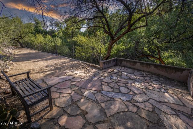 50602 N US Hwy 60 Avenue, Wickenburg, AZ 85390