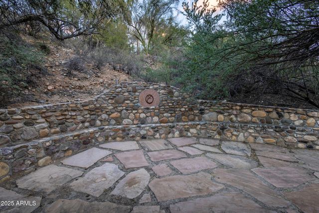 50602 N US Hwy 60 Avenue, Wickenburg, AZ 85390