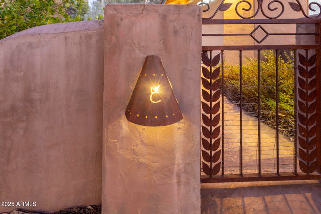 50602 N US Hwy 60 Avenue, Wickenburg, AZ 85390