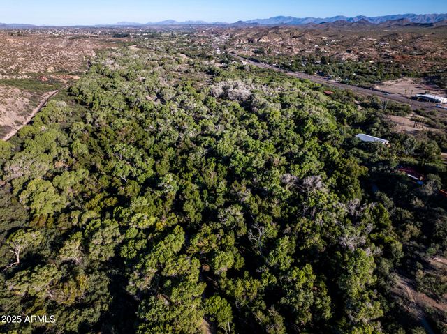 50602 N US Hwy 60 Avenue, Wickenburg, AZ 85390