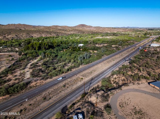 50602 N US Hwy 60 Avenue, Wickenburg, AZ 85390
