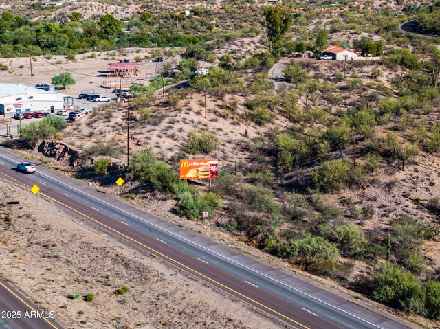 50602 N US Hwy 60 Avenue, Wickenburg, AZ 85390