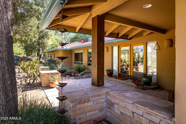 50602 N US Hwy 60 Avenue, Wickenburg, AZ 85390