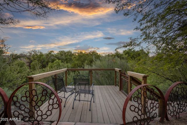 50602 N US Hwy 60 Avenue, Wickenburg, AZ 85390