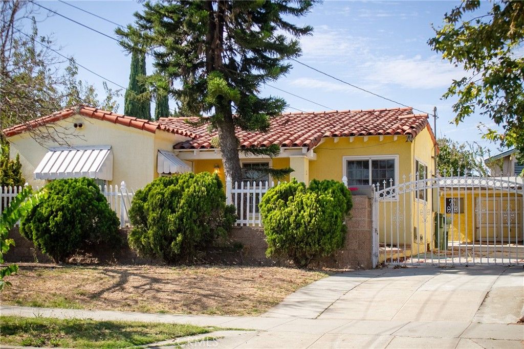335 W Hillcrest Boulevard, Inglewood, CA 90301