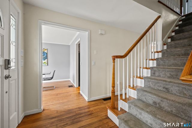 121 West Wakefield Boulevard, Winchester, CT 06098