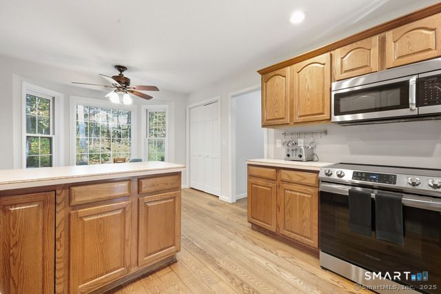121 West Wakefield Boulevard, Winchester, CT 06098