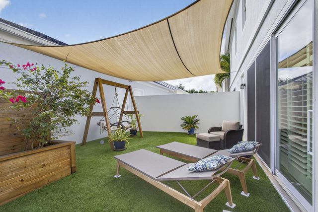 1208 Islamorada Drive, Jupiter, FL 33458