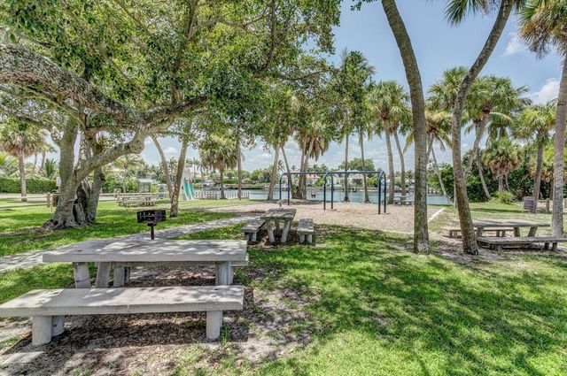 1208 Islamorada Drive, Jupiter, FL 33458