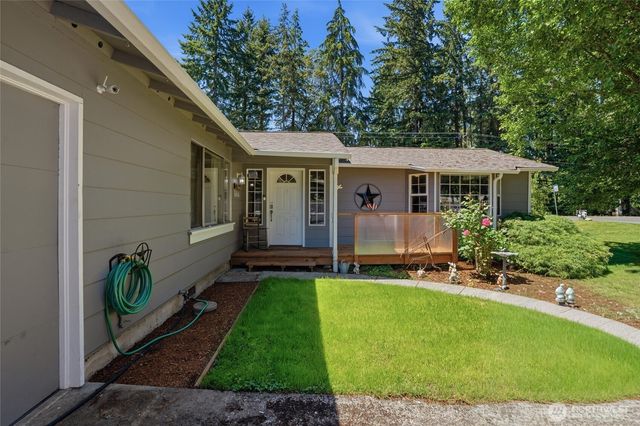 3220 SE Azalea Avenue, Port Orchard, WA 98366