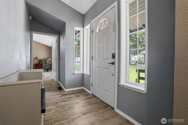 3220 SE Azalea Avenue, Port Orchard, WA 98366
