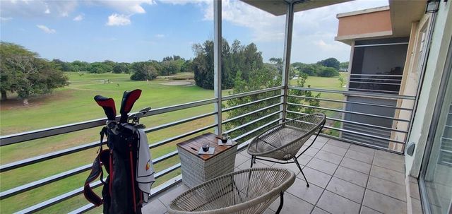 5100 SW 90th Avenue 406, Cooper City, FL 33328