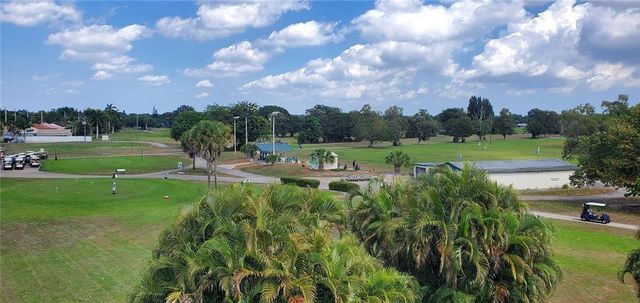 5100 SW 90th Avenue 406, Cooper City, FL 33328