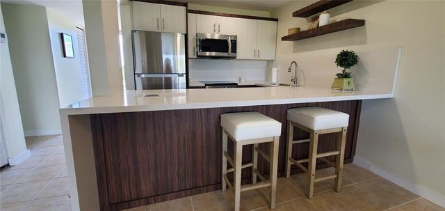 5100 SW 90th Avenue 406, Cooper City, FL 33328