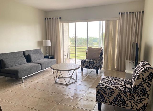 5100 SW 90th Avenue 406, Cooper City, FL 33328