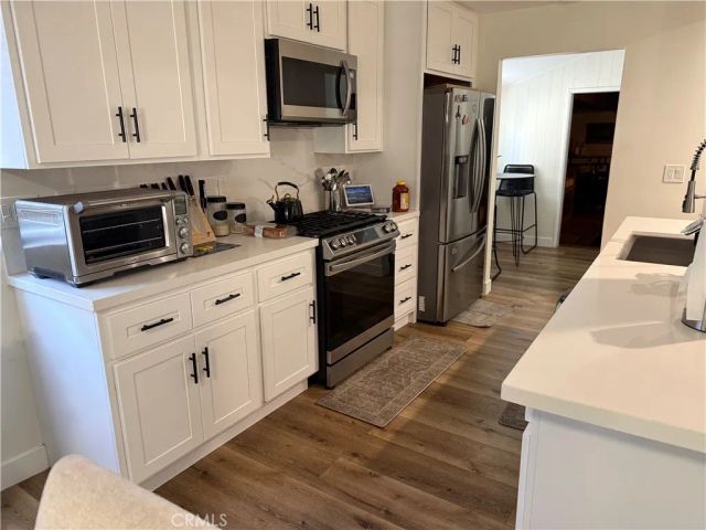 5247 Buffalo Avenue, Sherman Oaks, CA 91401