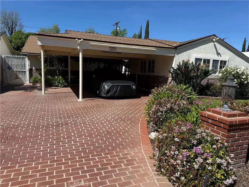 5247 Buffalo Avenue, Sherman Oaks, CA 91401