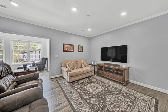 2208 Jefferson St SE Apt 210, Roanoke, VA 24014