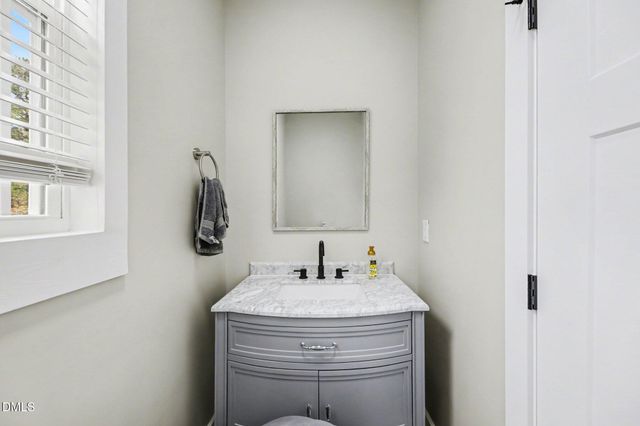 127 Morgan Drive, Zebulon, NC 27597