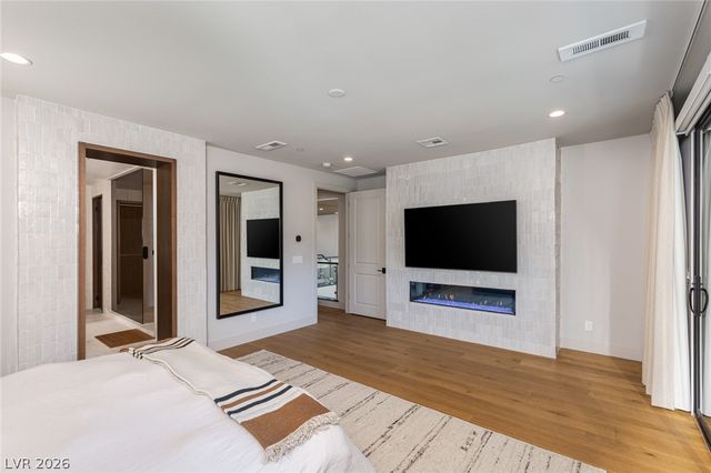 5216 Fading Sunset Drive, Las Vegas, NV 89135