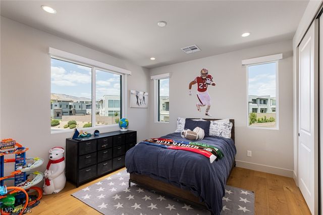 5216 Fading Sunset Drive, Las Vegas, NV 89135