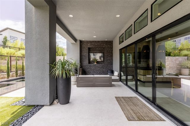 5216 Fading Sunset Drive, Las Vegas, NV 89135