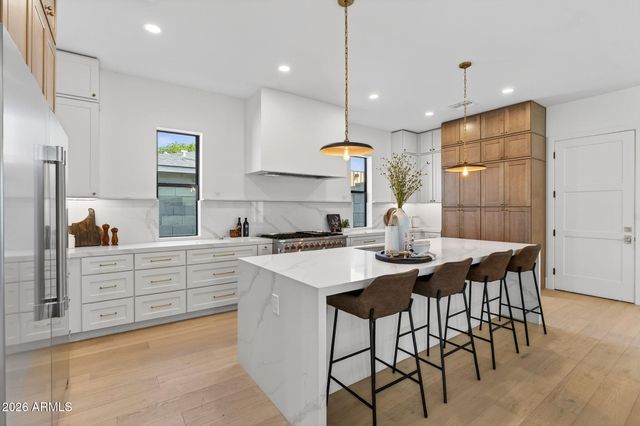 6818 N 13TH Street, Phoenix, AZ 85014