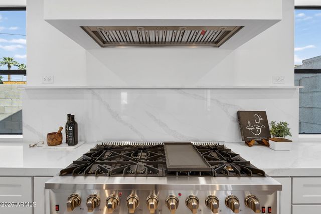 6818 N 13TH Street, Phoenix, AZ 85014