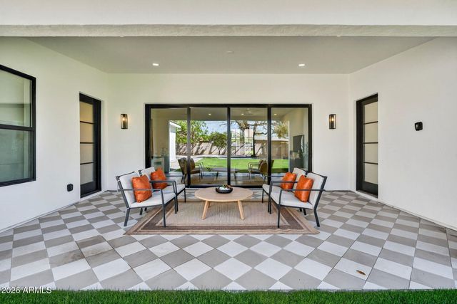 6818 N 13TH Street, Phoenix, AZ 85014