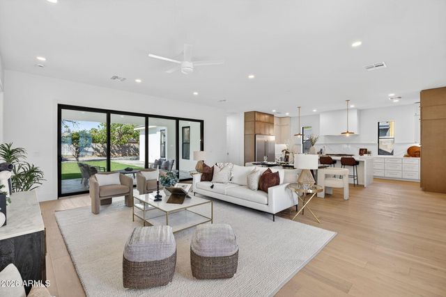 6818 N 13TH Street, Phoenix, AZ 85014