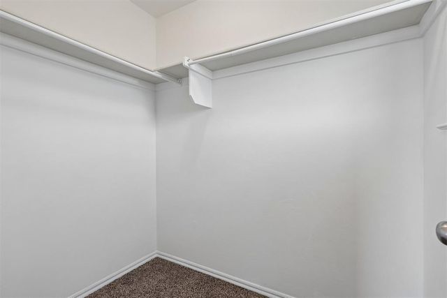 2812 Sunberry Way, Yukon, OK 73099