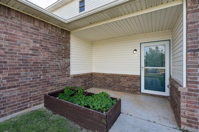 2812 Sunberry Way, Yukon, OK 73099