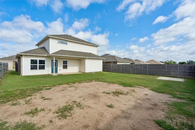 2812 Sunberry Way, Yukon, OK 73099