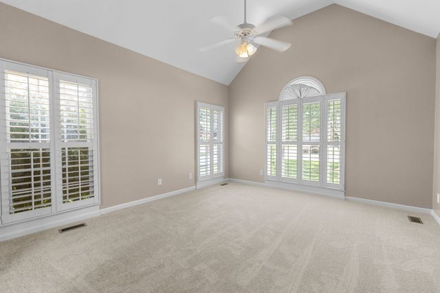 219 Savannah Rdg, Murfreesboro, TN 37127