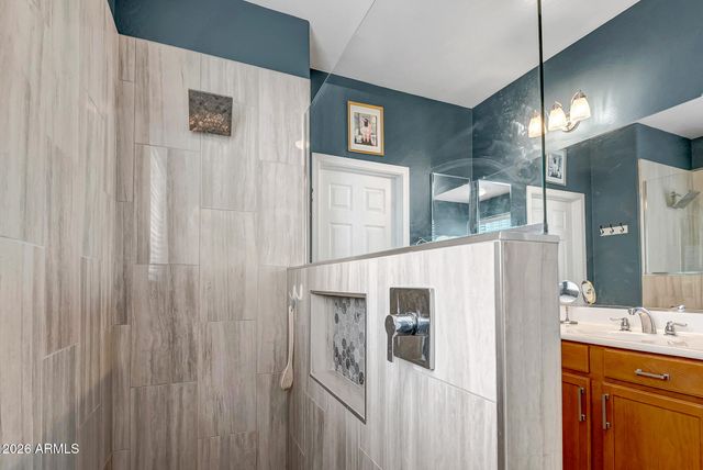 15102 W TURNEY Avenue, Goodyear, AZ 85395