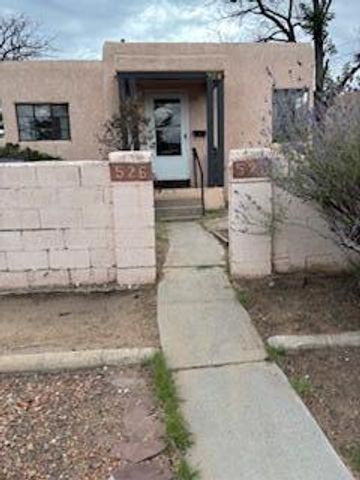 526 Dartmouth Place SE, Albuquerque, NM 87106