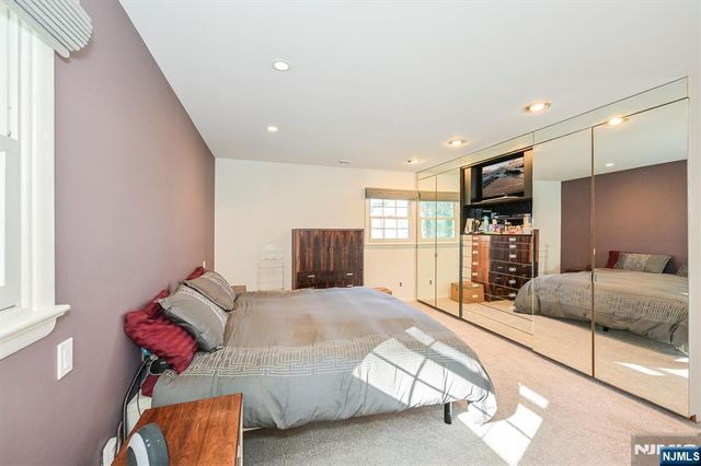 9 Cherry Place, Hillsdale, NJ 07642