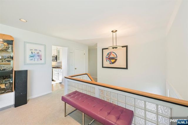 9 Cherry Place, Hillsdale, NJ 07642