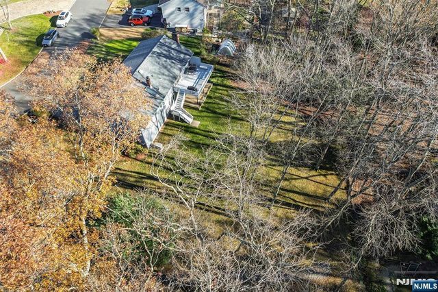 9 Cherry Place, Hillsdale, NJ 07642