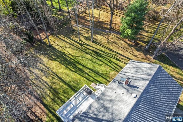 9 Cherry Place, Hillsdale, NJ 07642